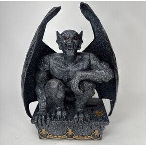 VNTG Gargoyle Sensor Animated Halloween Prop Figure Talking / Light UP Red Eyes